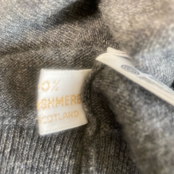 Berk Burlington Arcade, London Cashmere Sweater - Picture 11 of 13